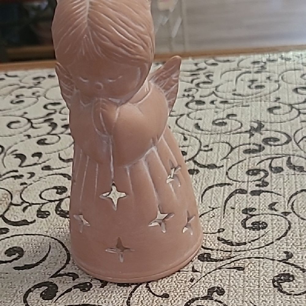 Christmas Around the World Votive Angelsl